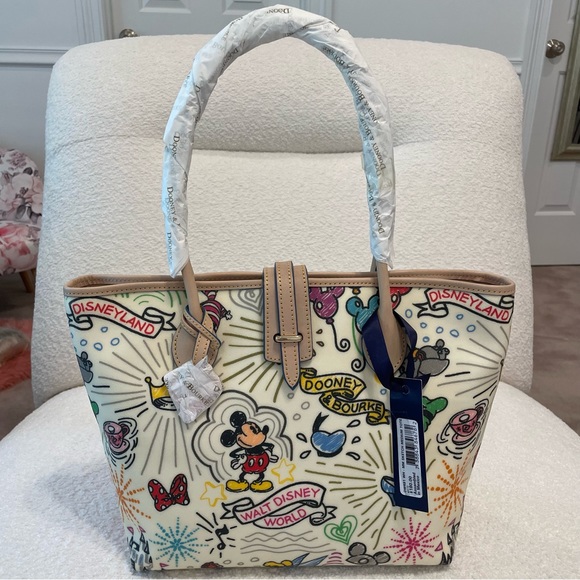 RARE 2009 DOONEY & BOURKE DISNEY PARKS SKETCH VERY LIMITED 1st EDITION MEDIUM - Picture 5 of 14
